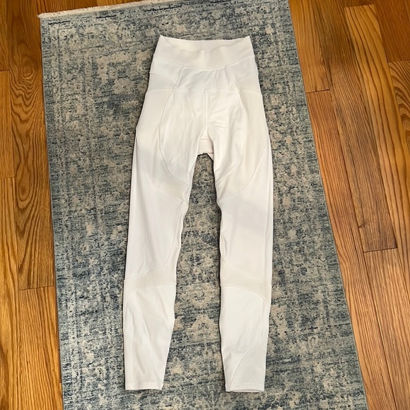 lululemon athletica Pants - White Lululemon Leggings